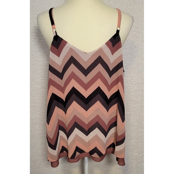 Torrid Double Layer Cami‎ Tank Top Size 1 Adjustable Straps Chevron Women's 1079 - Picture 2 of 6